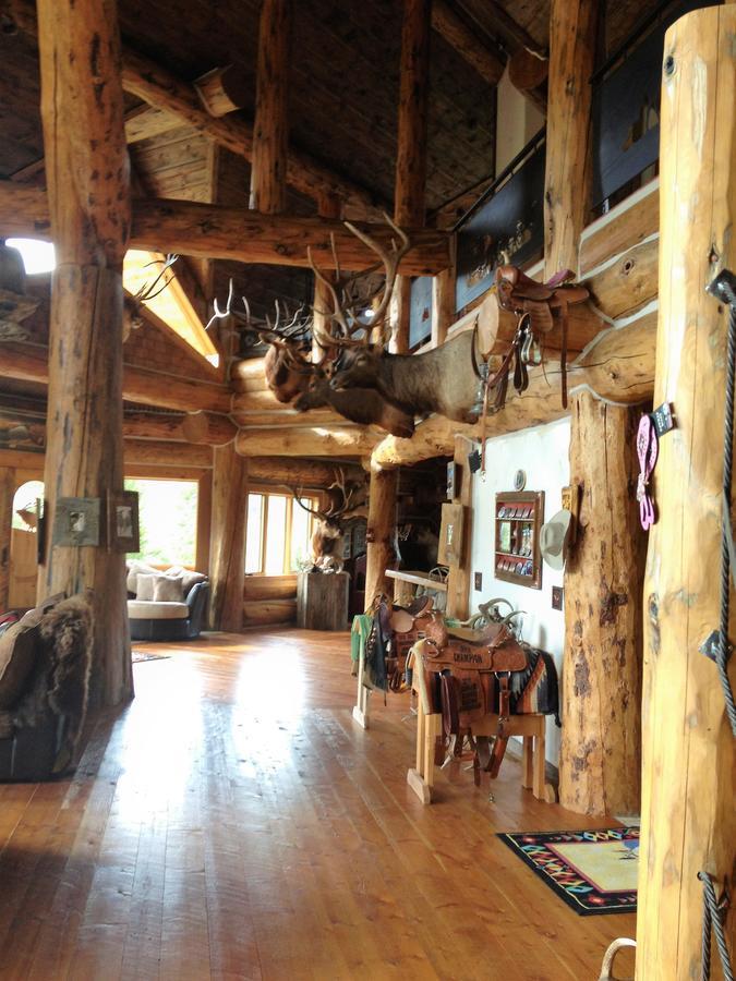 Mcdonald'S Ranch Lodge Gardiner Zewnętrze zdjęcie